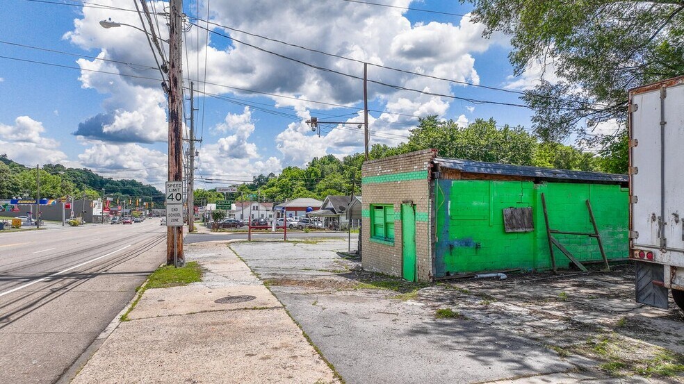 More Photos Of 1308 Lynn Garden Dr, Kingsport Auto Repair For Sale