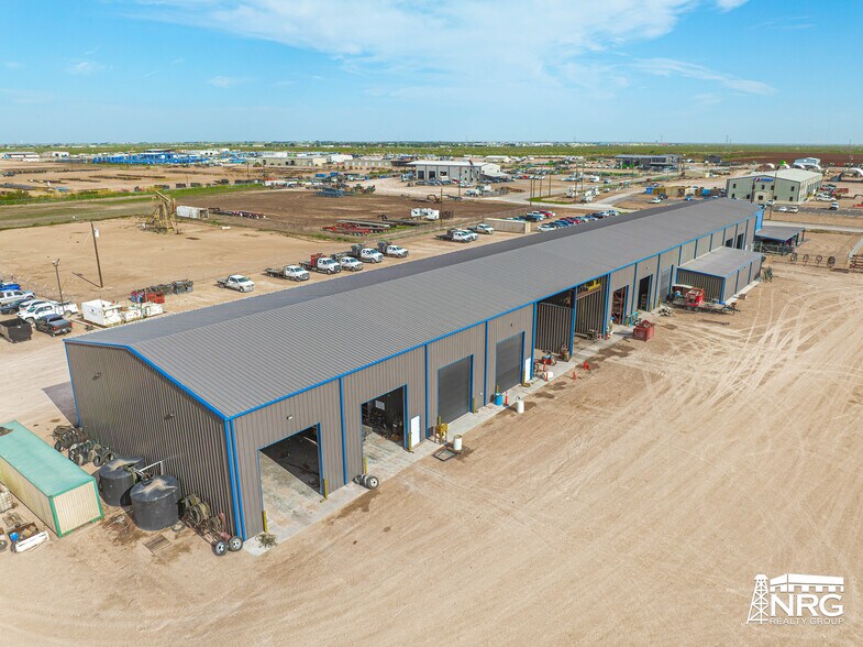 More Photos Of 10911 County Rd 74 rd, Midland Warehouse For Lease