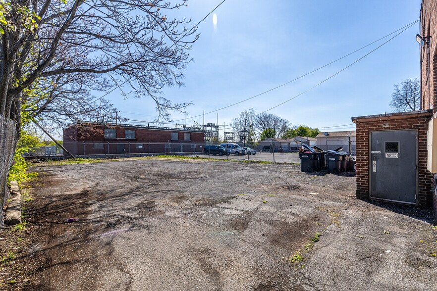 More Photos Of 312 Lake Ave, Rochester Apartments For Sale