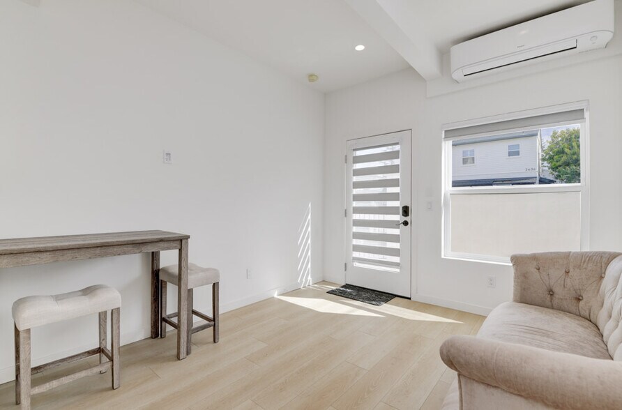 More Photos Of 2633 Ocean St, Carlsbad Apartments For Sale