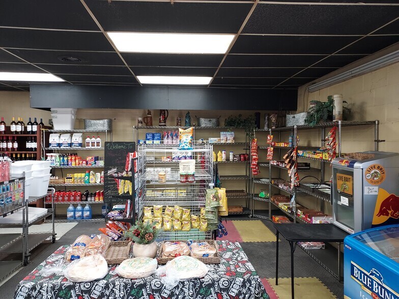 More Photos Of 5792 Lewis, Ida Convenience Store For Sale