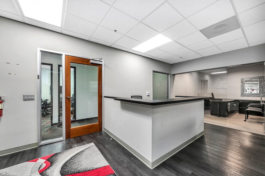 More Photos Of 2860 E Thousand Oaks Blvd, Thousand Oaks Office For Lease