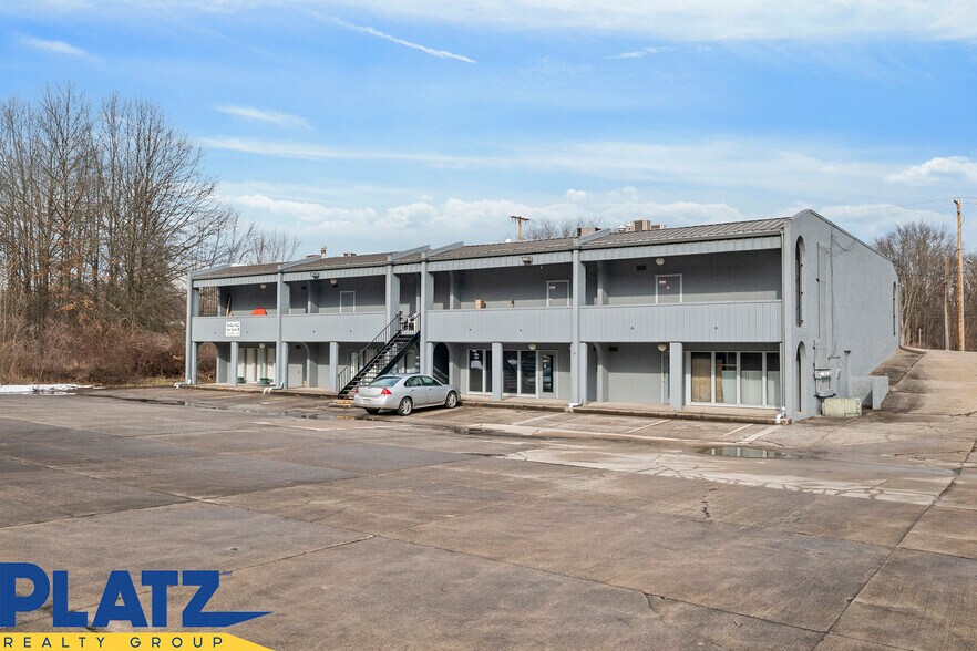 More Photos Of 3323 Parkman Rd NW, Warren Freestanding For Sale