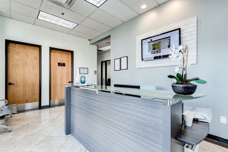 More Photos Of 17528-17588 E Rowland St, City of Industry Light Distribution For Lease