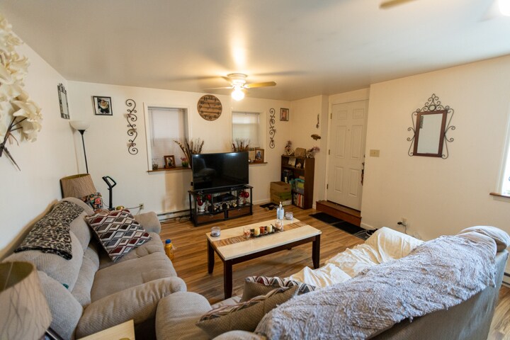 More Photos Of 65-67 Watervliet Ave, Albany Apartments For Lease