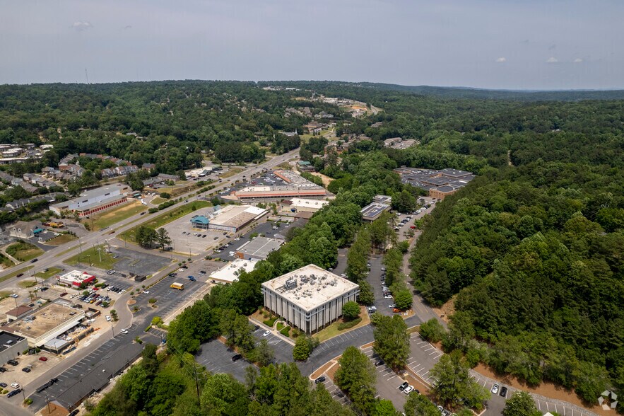More Photos Of 400 Vestavia Pky, Birmingham Office For Lease