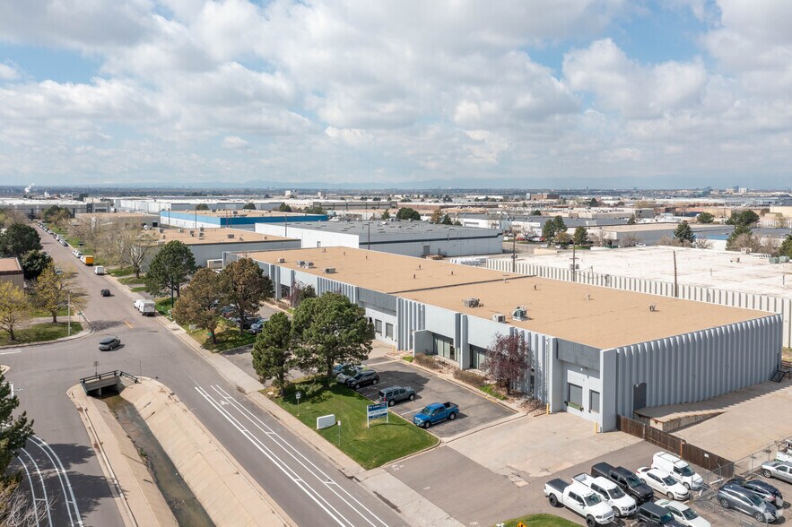 More Photos Of 4901-4905 Nome St, Denver Warehouse For Lease