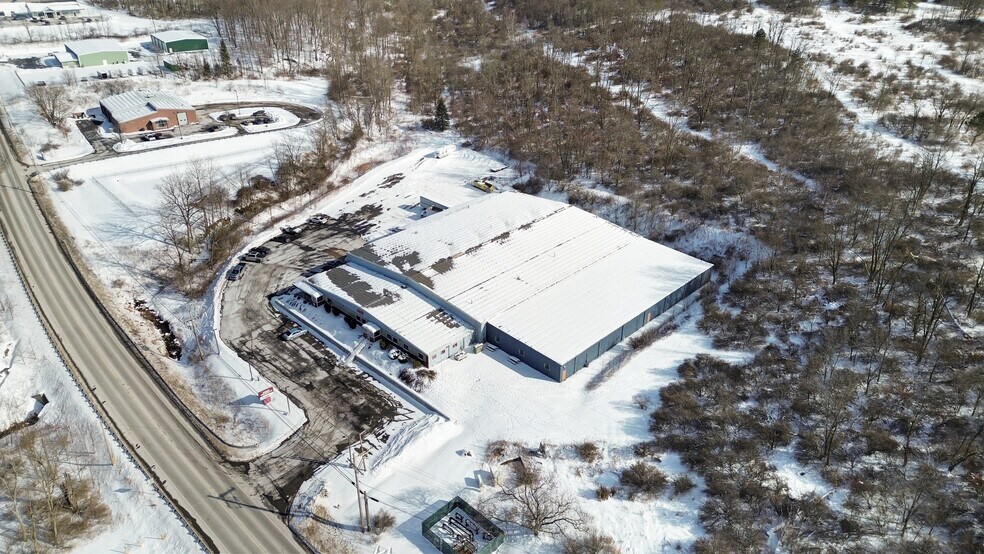 More Photos Of 850 Eisenhower Blvd, Johnstown Warehouse For Lease