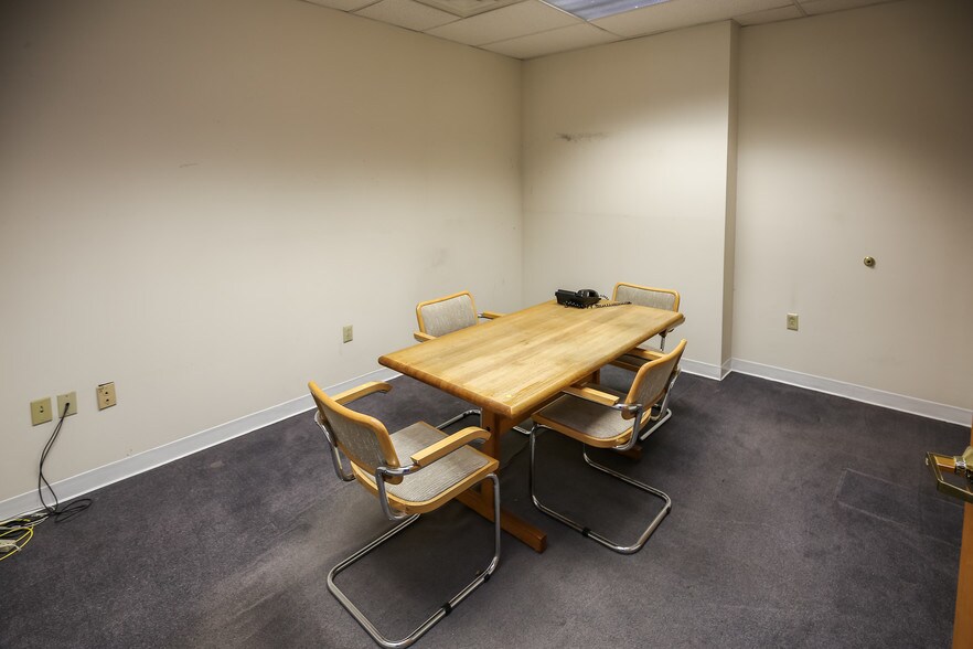 More Photos Of 1118 E Columbia Ave, Philadelphia Office For Lease