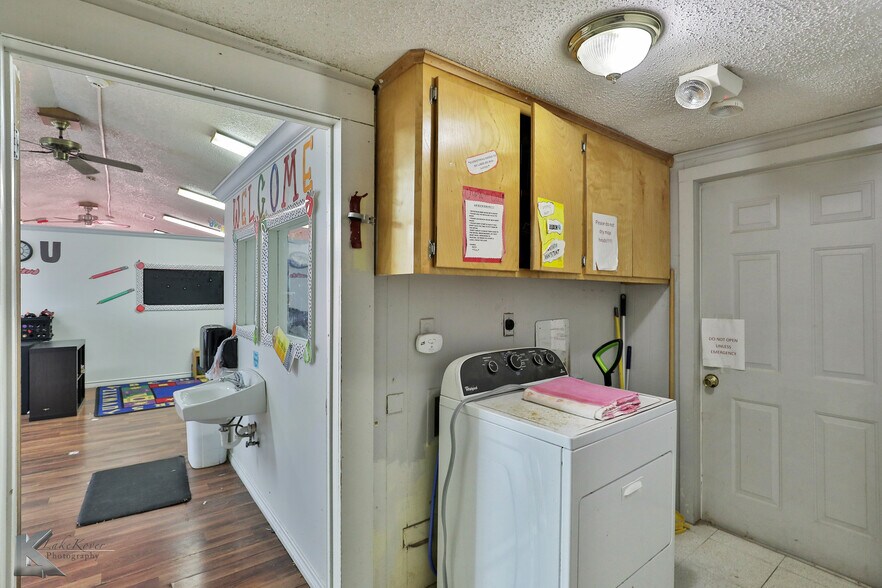More Photos Of 6000 Buffalo Gap Rd, Abilene Daycare Center For Sale