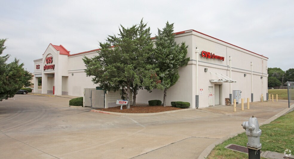 More Photos Of 8520 Camp Bowie West Blvd, Fort Worth Drugstore For Sale