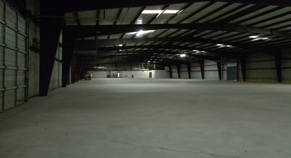 More Photos Of 20075 Malone Rd, Tecumseh Warehouse For Sale