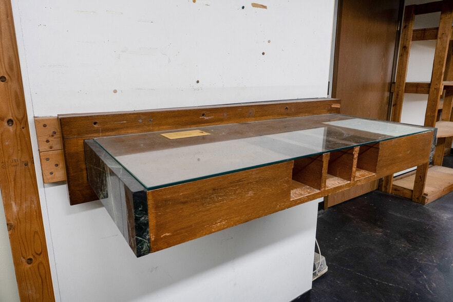 More Photos Of 532 E Walnut St, Springfield Freestanding For Sale