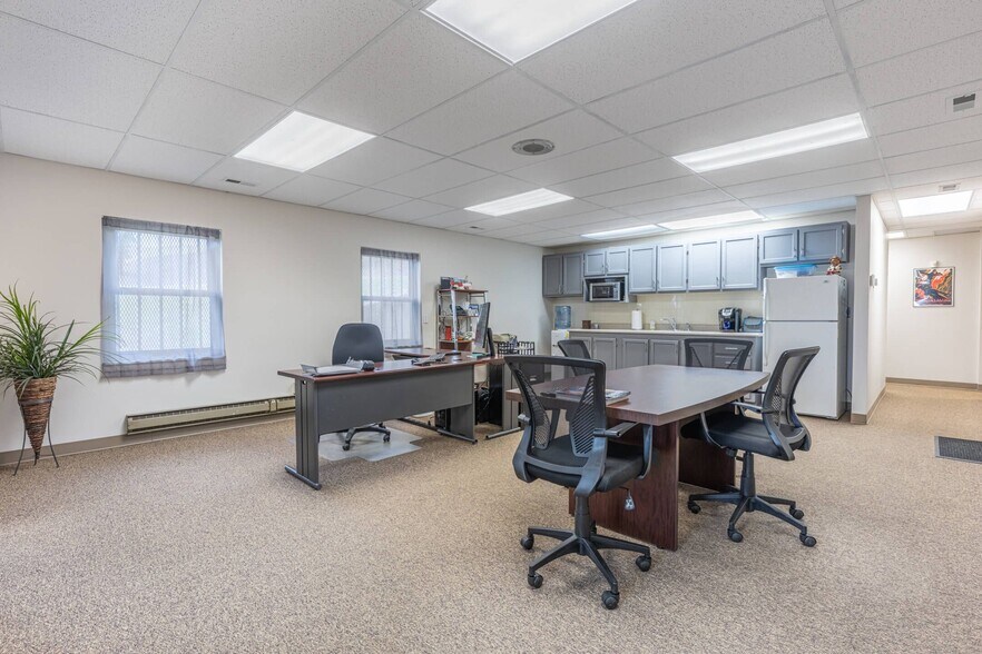 More Photos Of 5020 Frederick Pike, Dayton Warehouse For Sale