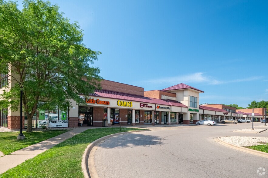 More Photos Of 2705 E Washington Ave, Madison Storefront For Sale