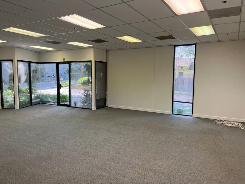 More Photos Of 958 San Leandro Ave, Mountain View Research And Development For Lease