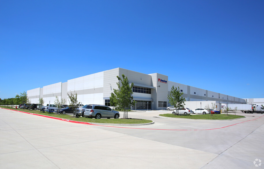 Primary Photo Of 3801 S 20th Ave, Dfw Airport Distribution For Lease