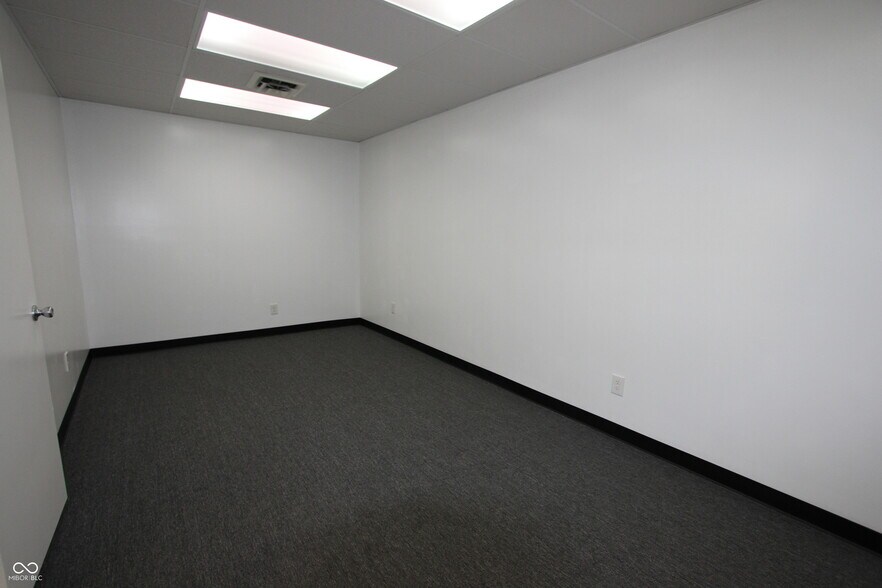 More Photos Of 1244 W Main St, Greenfield General Retail For Sale