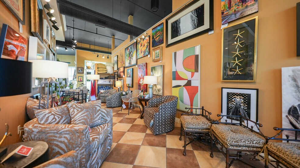 More Photos Of 2265 Bagnell Dam Blvd, Lake Ozark Office For Sale