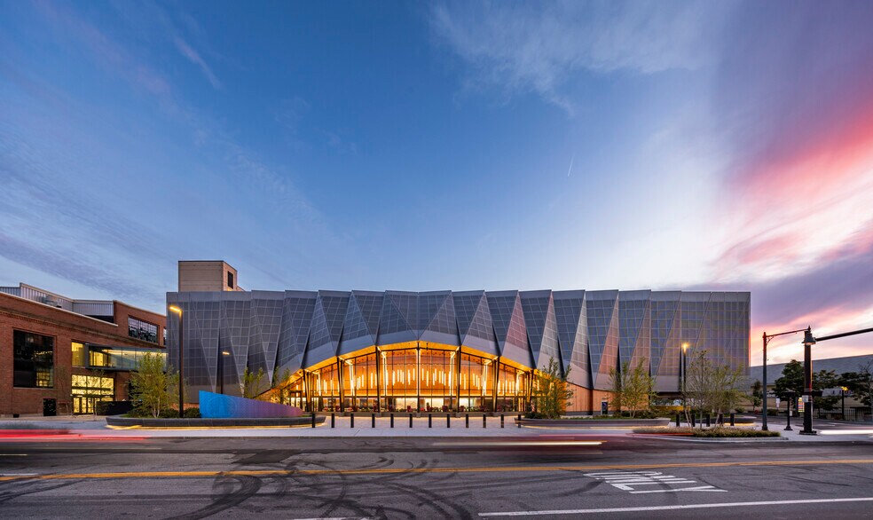 More Photos Of 311 Arsenal St, Watertown Unknown For Lease