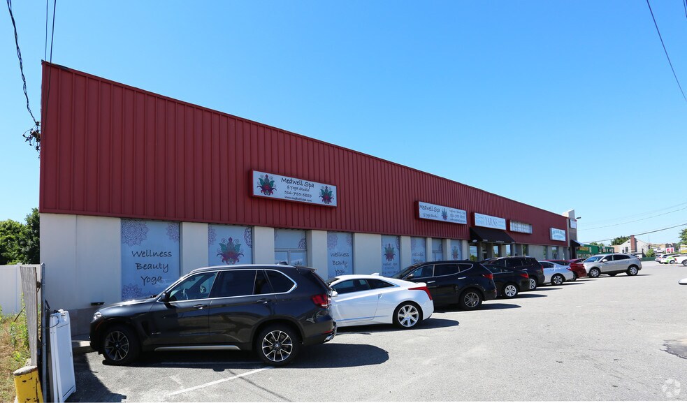 More Photos Of 34 Hempstead Tpke, Farmingdale Freestanding For Sale