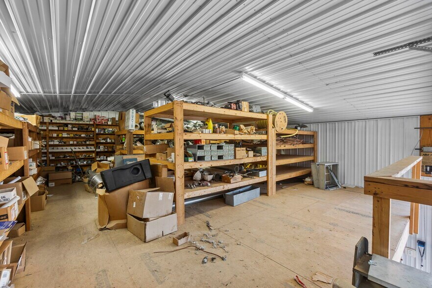 More Photos Of 250 West St, Frohna Office For Sale