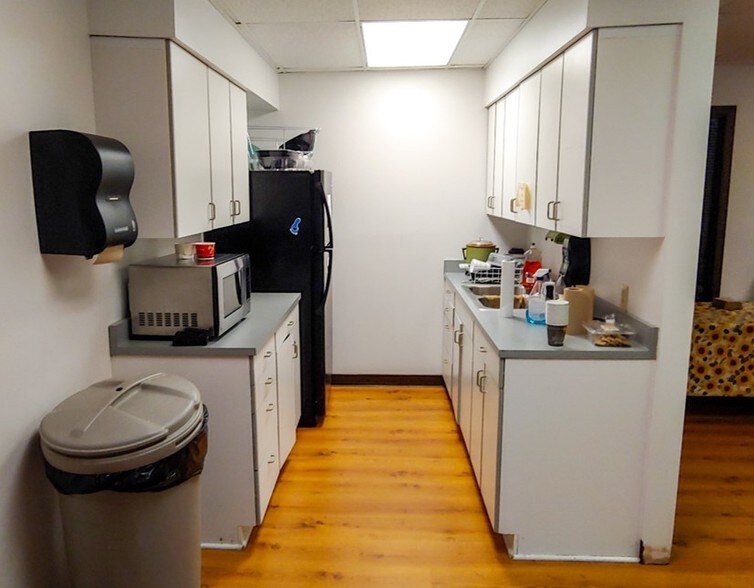 More Photos Of 6620 Clough Pike, Cincinnati Medical For Sale