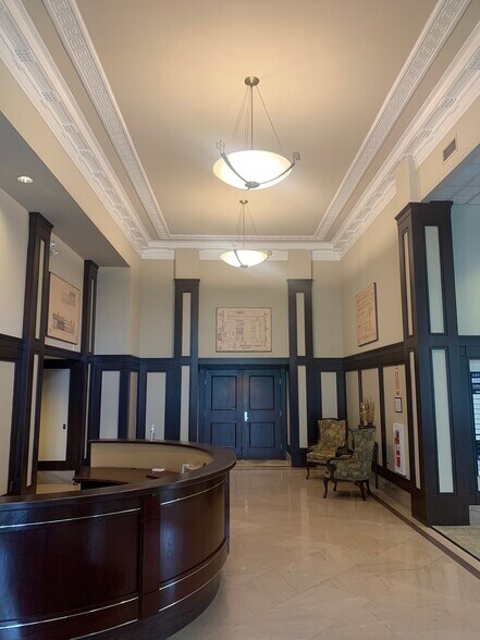 More Photos Of 48-50 W Chestnut St, Lancaster Office For Lease