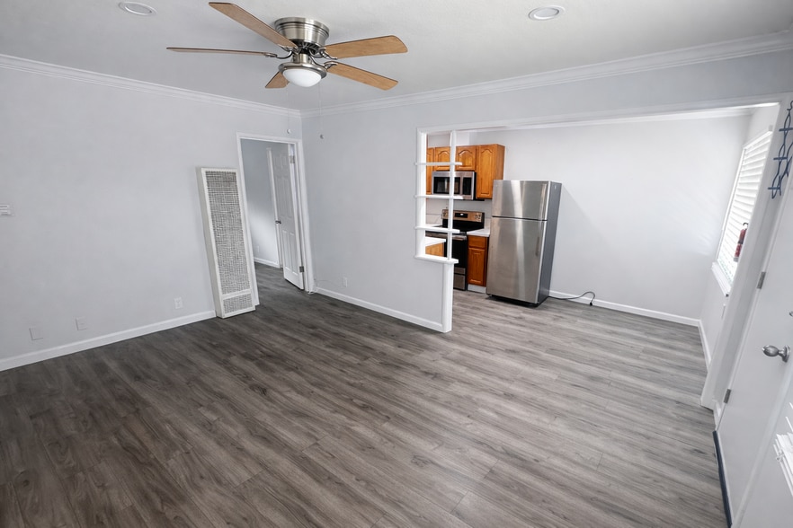 More Photos Of 3114 Ashbrook Ct, Oakland Apartments For Sale