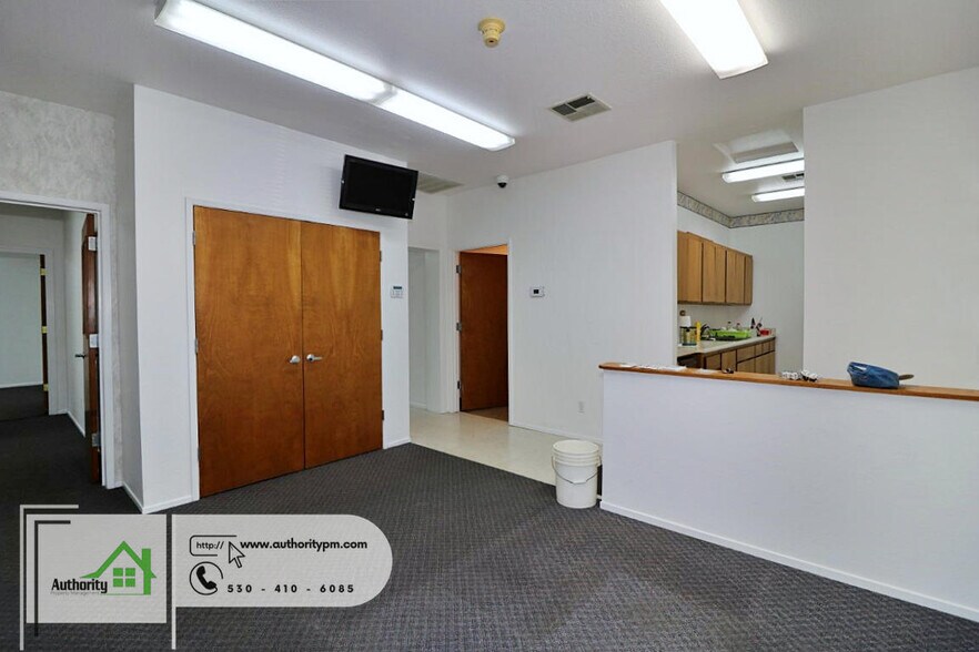 More Photos Of 1849 Keystone Ct, Redding Specialty For Lease