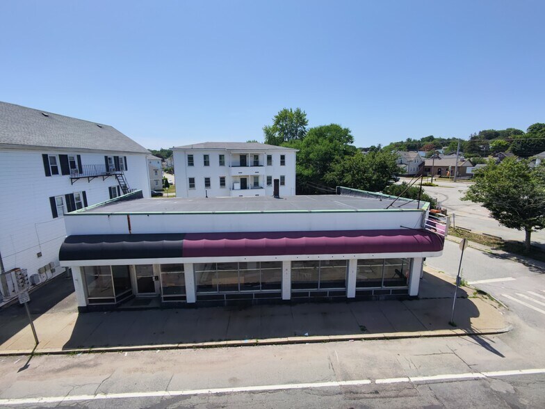 Primary Photo Of 1380 Plainfield St, Cranston General Retail For Lease