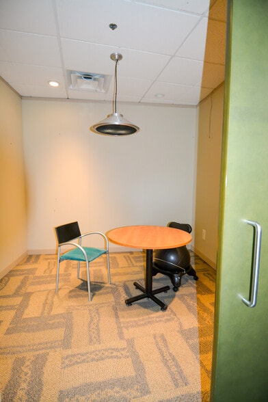 More Photos Of 888 Dayton St, Yellow Springs Warehouse For Lease