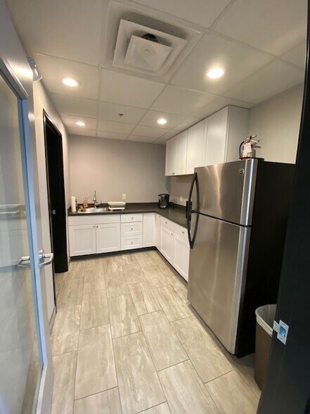More Photos Of 1200 W University Dr, Tempe Office Residential For Lease