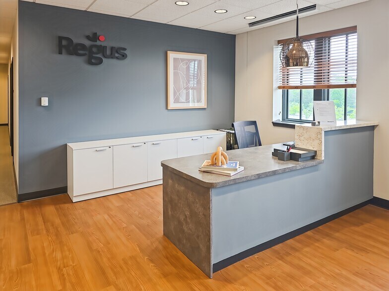 Primary Photo Of 354 Newnan Crossing Byp, Newnan Coworking Space