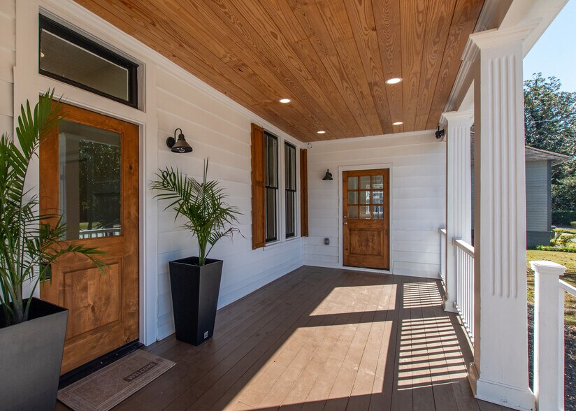 More Photos Of 89 W Campbellton St, Fairburn Office Residential For Sale