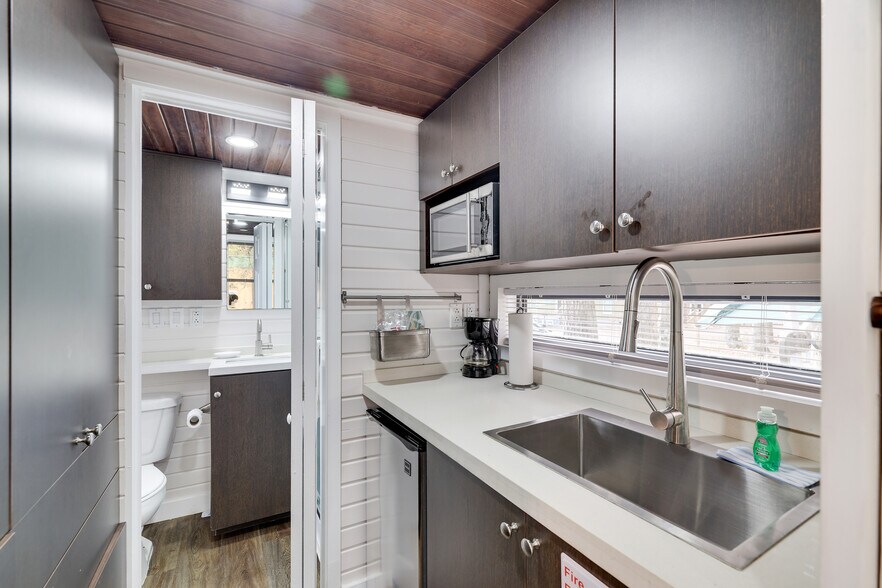 More Photos Of 2624 State Route 534, Albrightsville Hotel For Sale