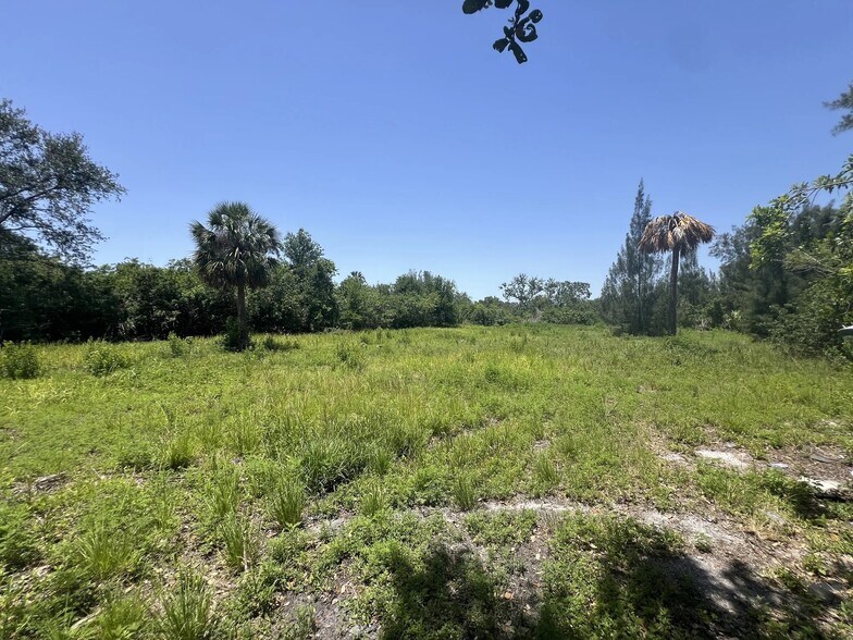 More Photos Of 4713 El Camino Blanco Blvd, Tampa Land For Sale