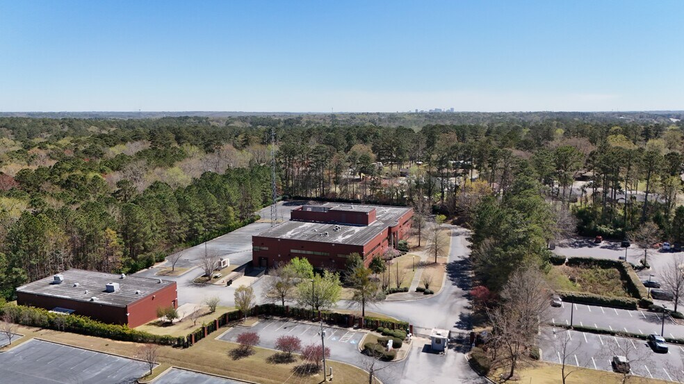 More Photos Of 151 Westpark Blvd, Columbia Office For Sale