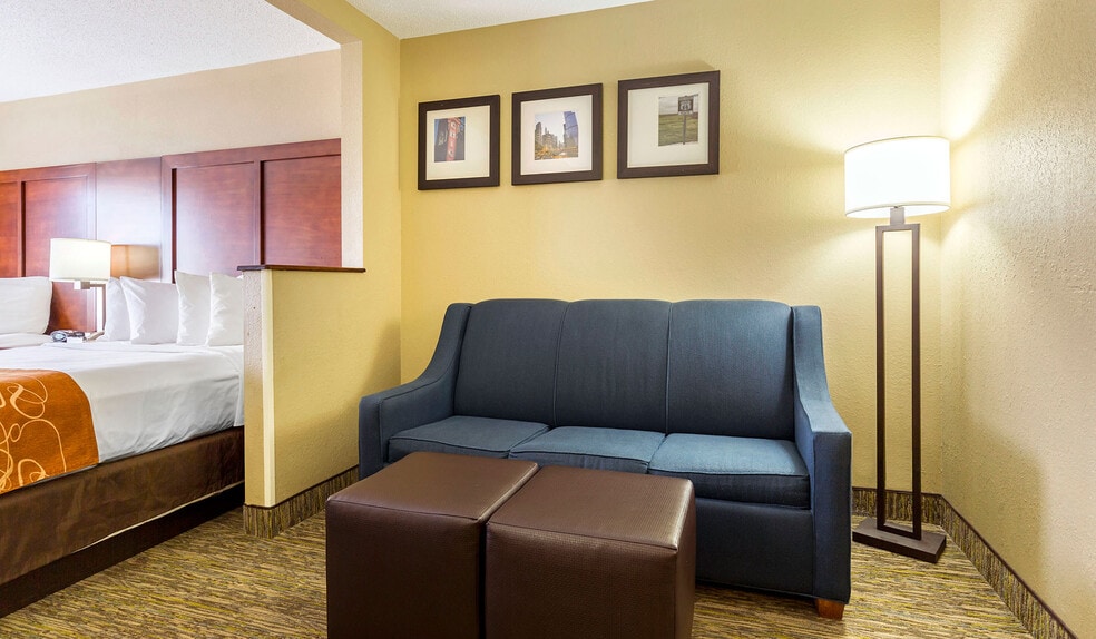 More Photos Of 2235 173rd St, Lansing Hotel For Sale