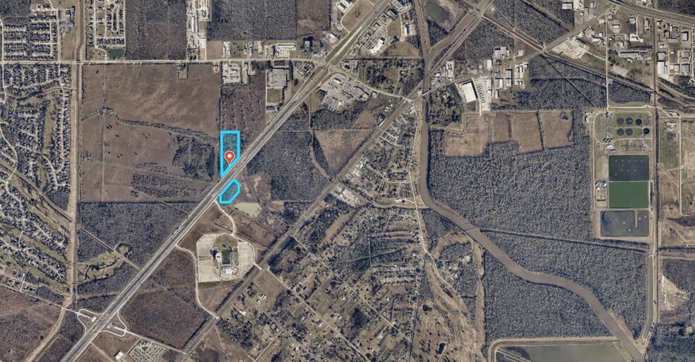 More Photos Of +/- 4 Acres I-10 & Lakeway, Beaumont Land For Sale