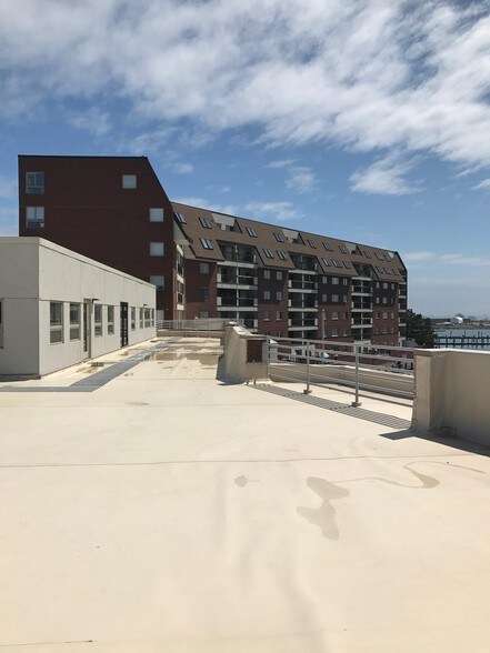 More Photos Of 152 Lynnway, Lynn Office For Sale