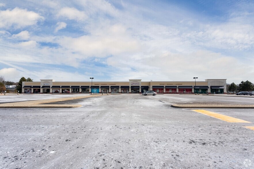 More Photos Of 935-949 Providence Hwy, Norwood Unknown For Lease