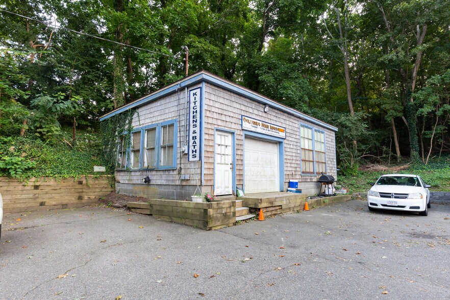 More Photos Of 176-178 Court St, Plymouth Apartments For Sale