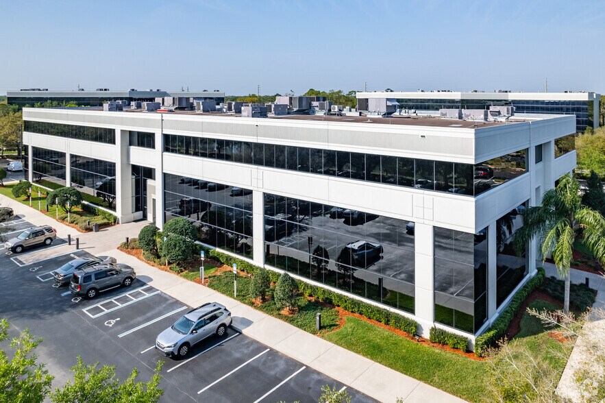 More Photos Of 3452 Lake Lynda Dr, Orlando Unknown For Lease