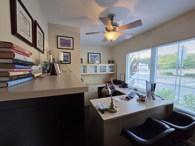 More Photos Of 20 A St, Framingham Office For Sale