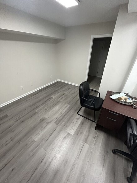 More Photos Of 730 Court St, Jacksonville Office For Lease