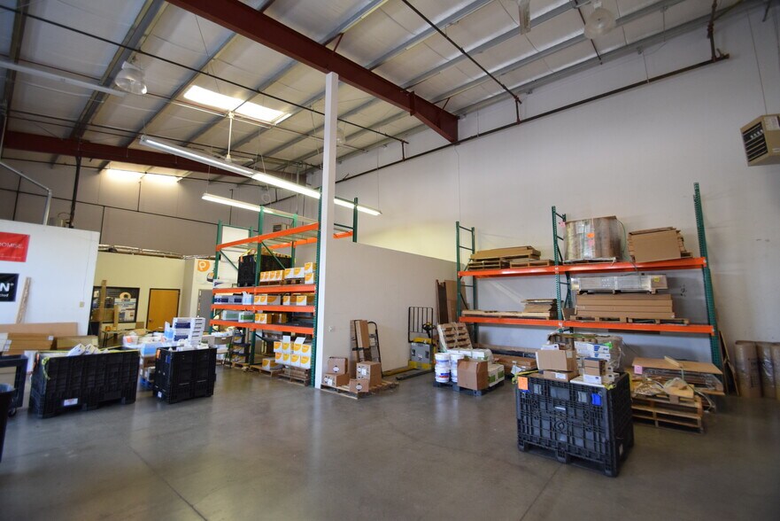 More Photos Of 615 SE Glenwood Dr, Bend Unknown For Lease