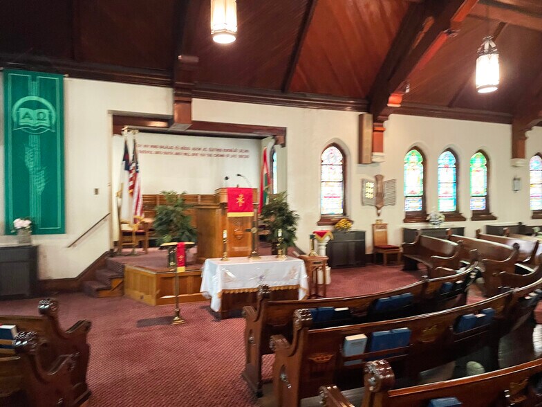 More Photos Of 745 Mahoning Ave, Youngstown Religious Facility For Sale