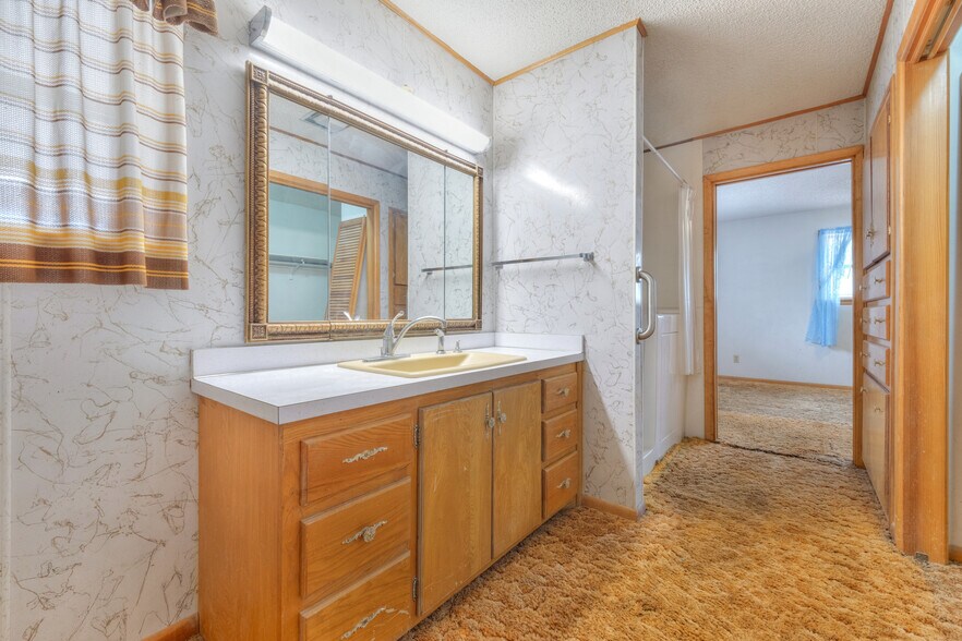 More Photos Of Atherton Ranch, Wheeler Land For Sale
