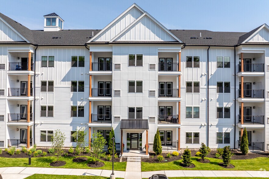 More Photos Of 90 Shrewsbury St, Boylston Apartments For Lease